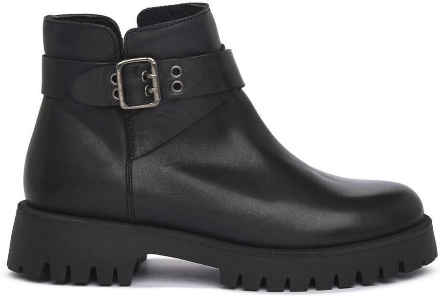 Frau Enkellaarzen 56L1