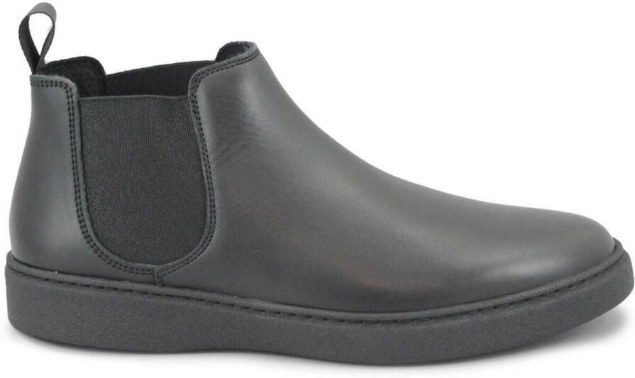 Frau Laarzen FRA-I25-19L6-NE