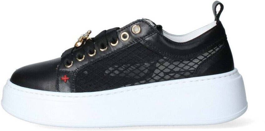 Gio + Sneakers