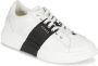 Guess Sneakers met contrastgarnering model 'VIBO' - Thumbnail 1