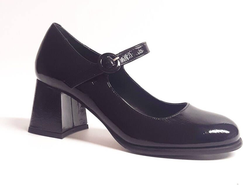 JB Martin Pumps ARIA