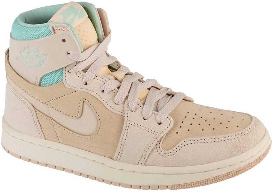 Jordan Air 1 W Zoom CMF 2 Vrouwen Beige Sneakers