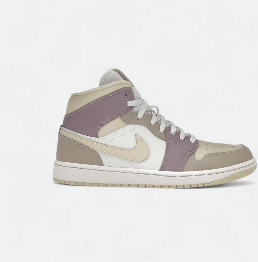 Nike Hoge Sneakers Jordan 1 Mid Light Orewood Brown Taupe Grey (Women's)