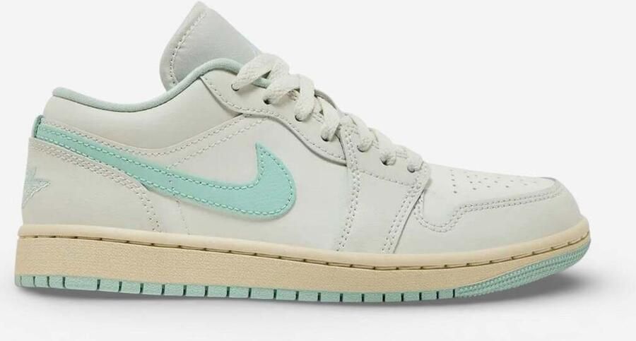 Nike Lage Sneakers Jordan Brand Air Jordan 1 Low Wmns "Sail Igloo"