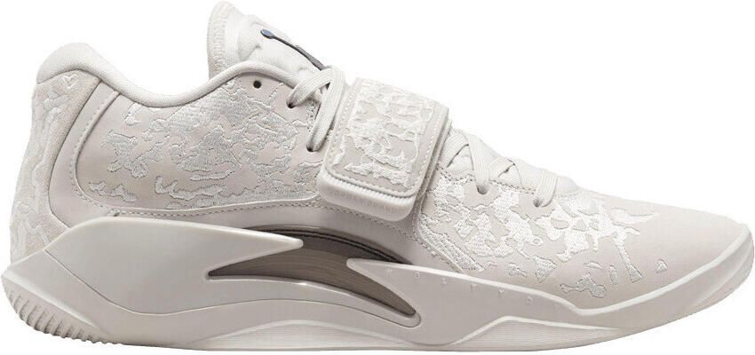 Nike Lage Sneakers Jordan Zion 3 SE M.U.D. Light Bone
