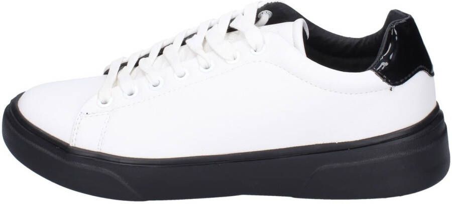 Kazar Studio Sneakers BC701