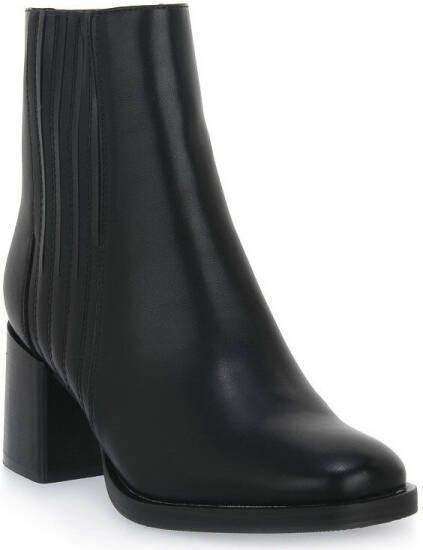 Keys Low Boots BLACK