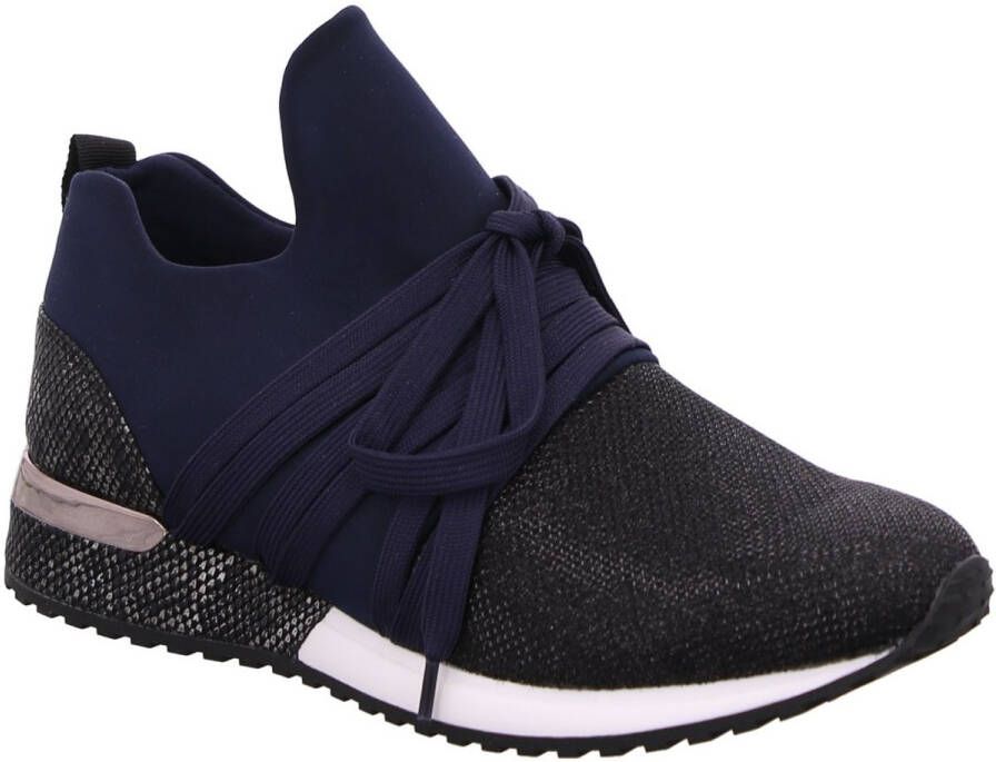 la strada Nette Schoenen