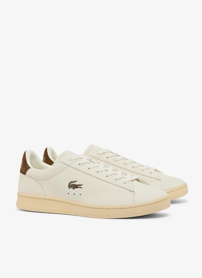 Lacoste Lage Sneakers Carnaby Off White Dark Brown