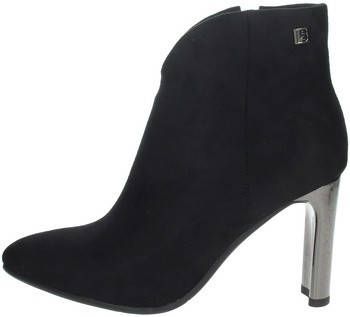 Laura Biagiotti - 6118 | laveta