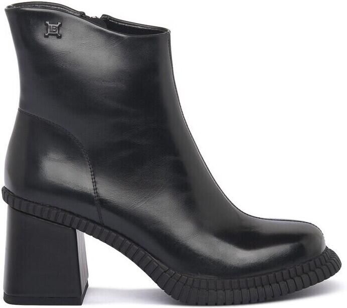 Laura Biagiotti Enkellaarzen 9345