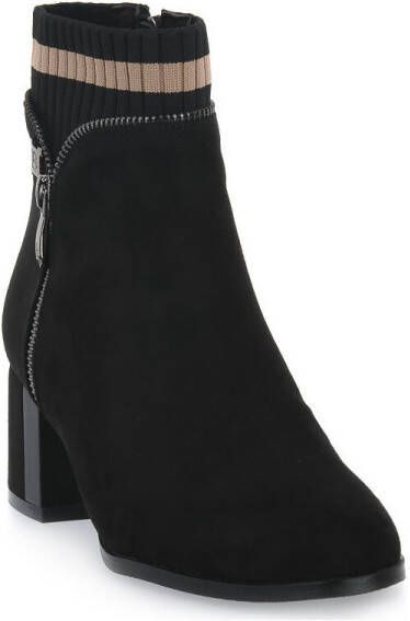 Laura Biagiotti Low Boots MICRO BLACK