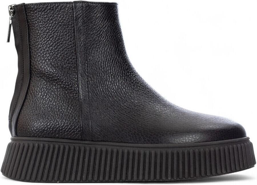 Lorenzo Mari Enkellaarzen