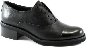 Mat:20 Klassieke Schoenen MAT-CCC-1700-LN