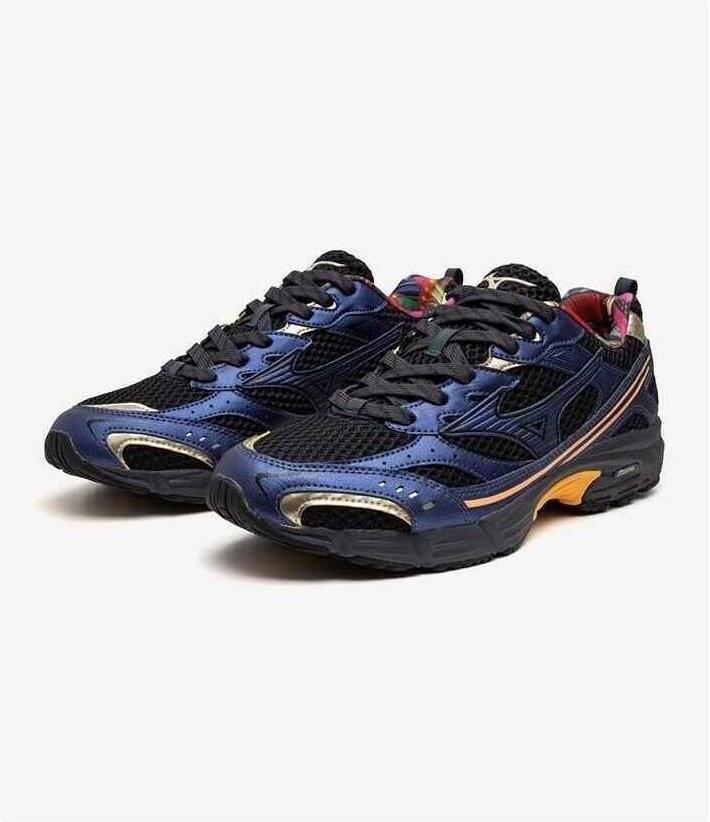Mizuno Sneakers Osaka City Black Orange