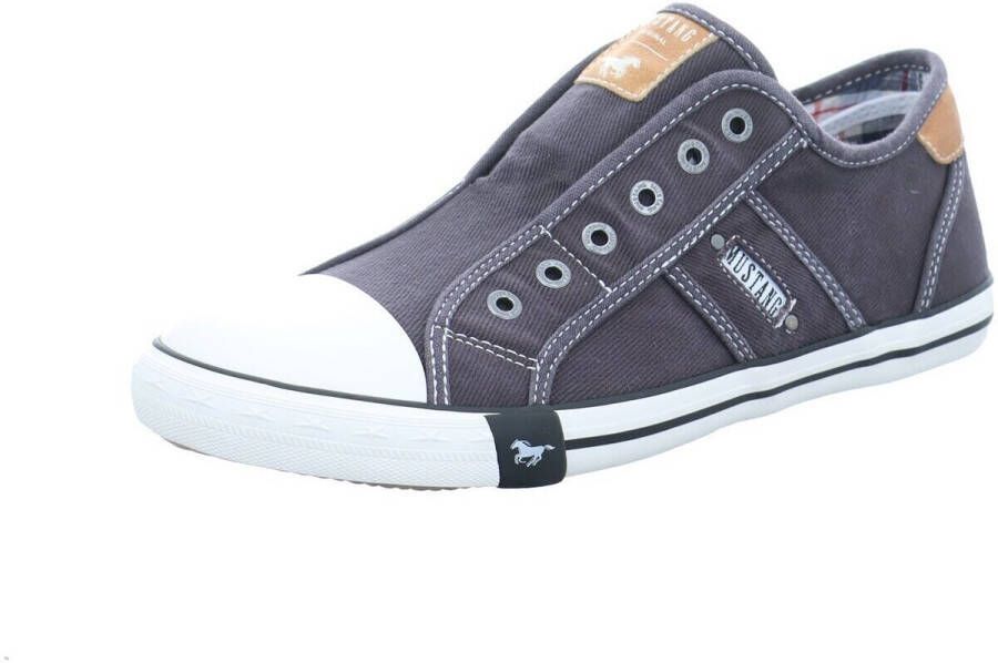 Mustang Mocassins
