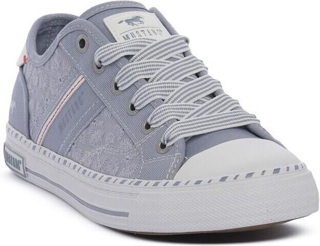 Mustang Lage Sneakers 26M0152003