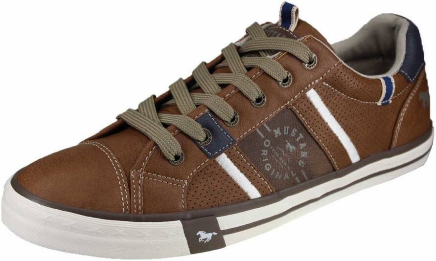 Mustang Lage Sneakers 4072317