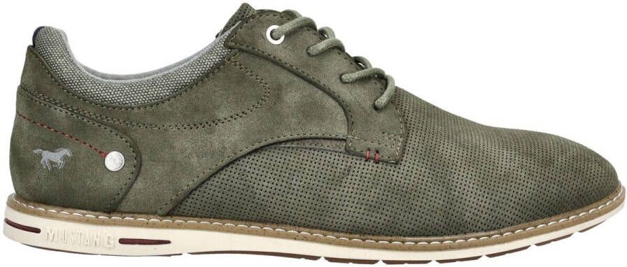mustang Nette schoenen Halfhoge schoenen