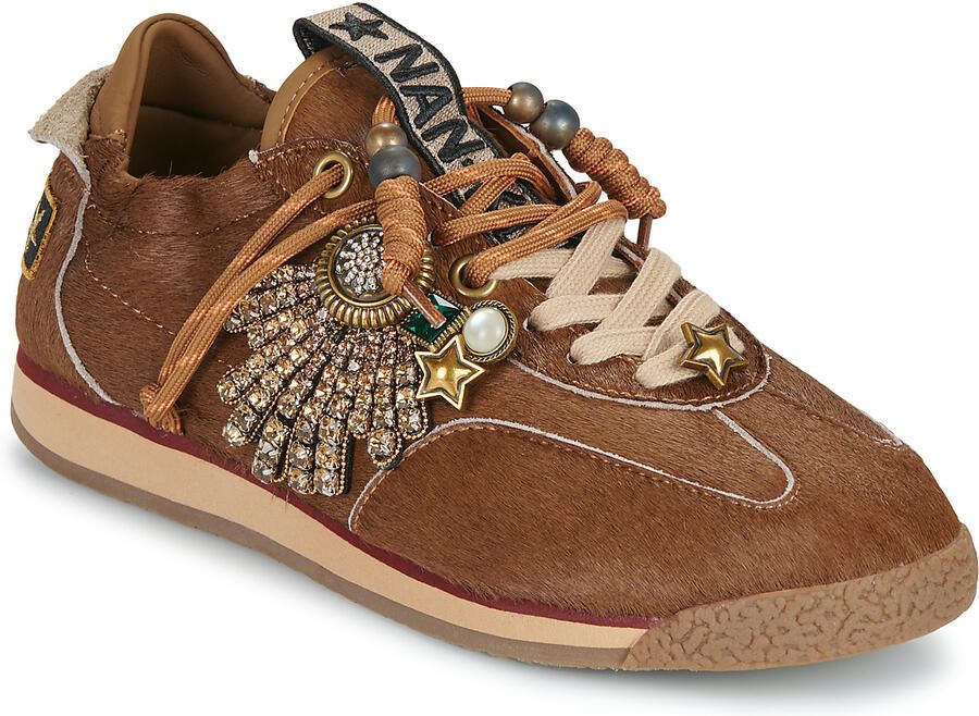 NAN-KU Lage Sneakers GDX-01