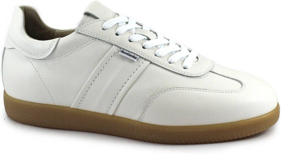 NeroGiardini Lage Sneakers NGU-E25-0686-707