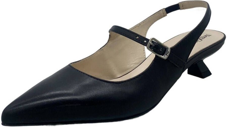 NeroGiardini Pumps