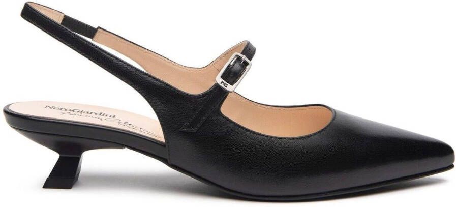 NeroGiardini Pumps
