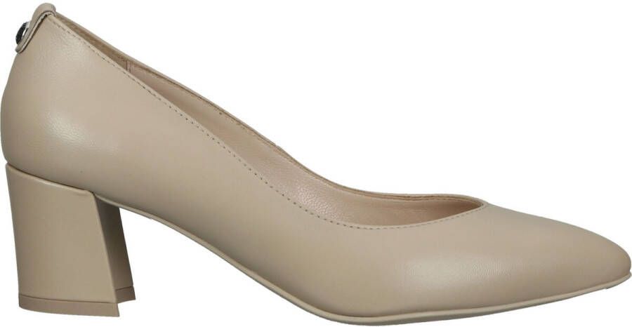 Nero Giardini Pumps