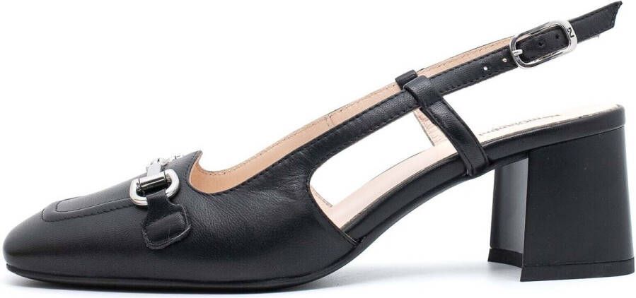NeroGiardini Pumps
