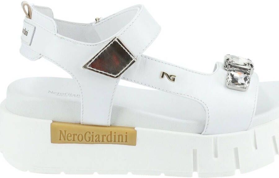 NeroGiardini Sandalen E410707D