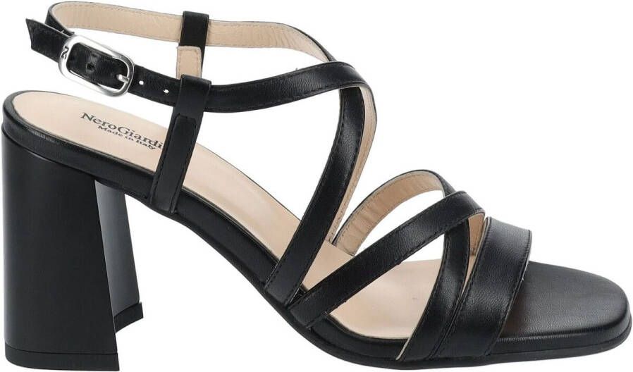 NeroGiardini Sandalen