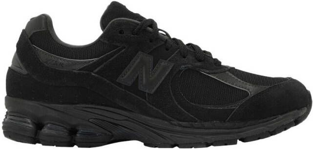 New Balance Lage Sneakers 2002R Triple Black Suede