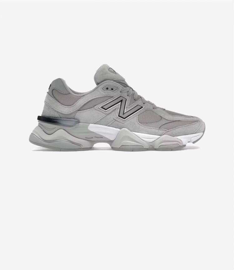 New Balance Lage Sneakers 9060 Silver Metallic Grey