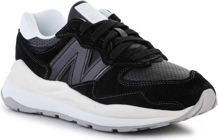 New Balance Lage Sneakers M5740SLB