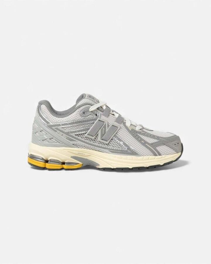 New Balance Lage Sneakers 1906R Grey (GS)
