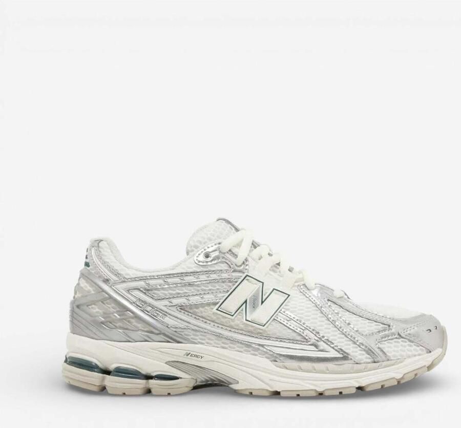 New Balance Lage Sneakers 1906R Silver Metallic Sea Salt