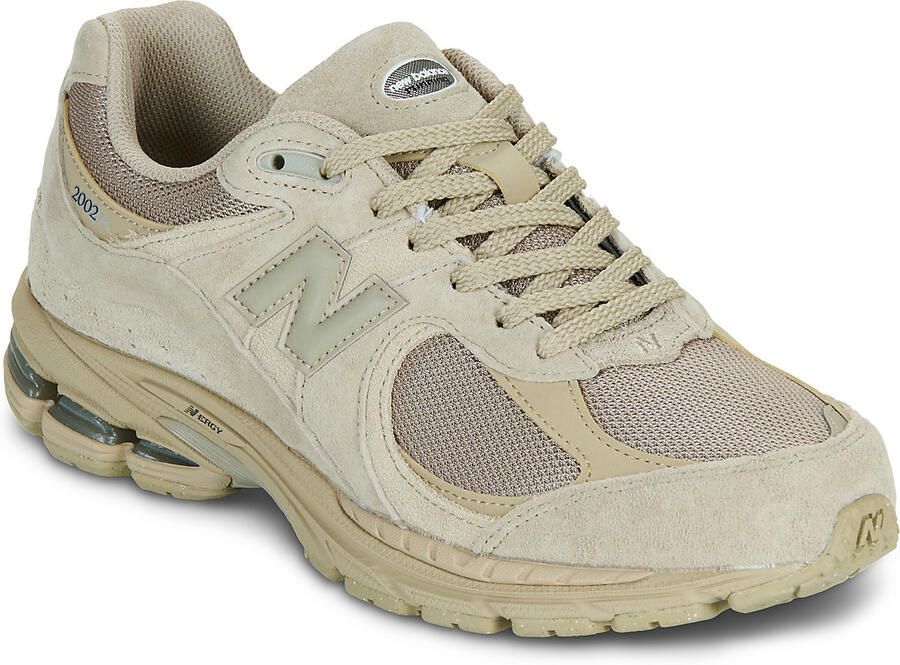 New Balance 2002R Sneakers Dames Beige Leer
