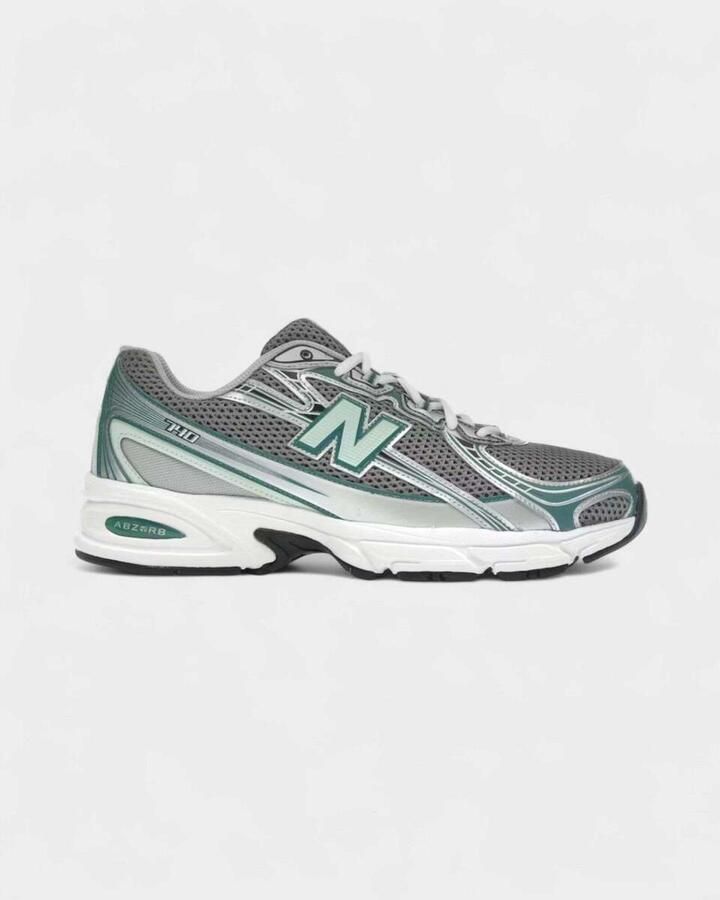 New Balance Lage Sneakers 740v2 Silver Metallic New Spruce