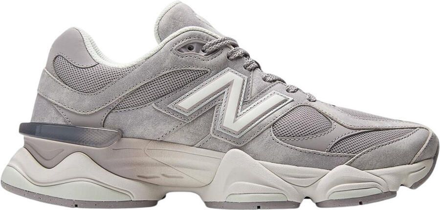 New Balance Lage Sneakers 9060 Truffle Salt