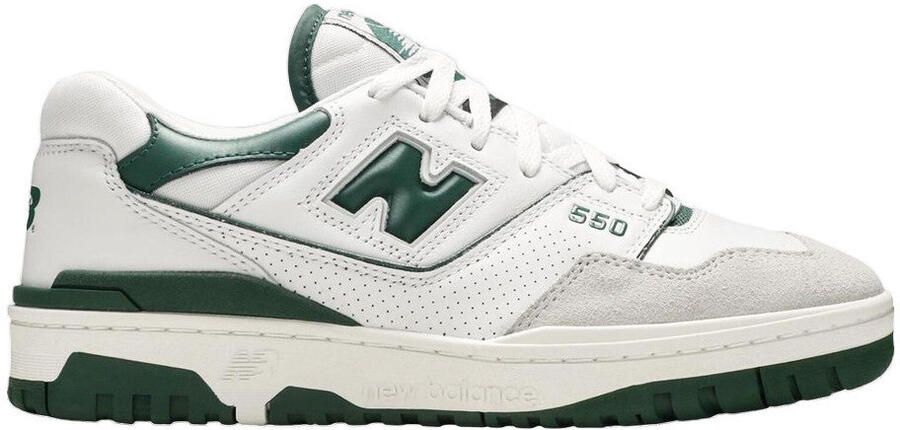 New Balance 550 sneaker van leer met suède details