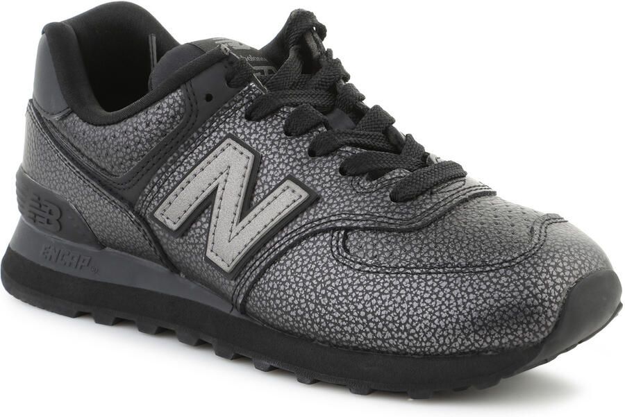 New Balance WL574 sneaker met suède details