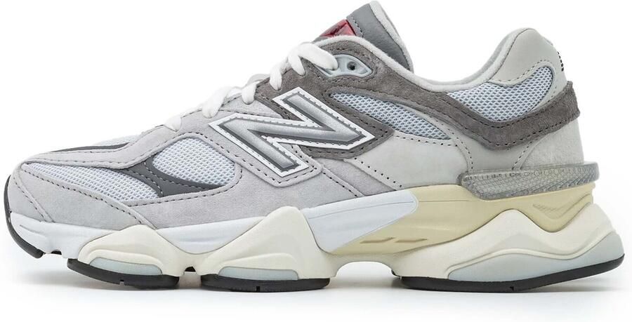 New Balance Comfortable Athletic Footwear with Premium Cushioning and Durable - Foto 19