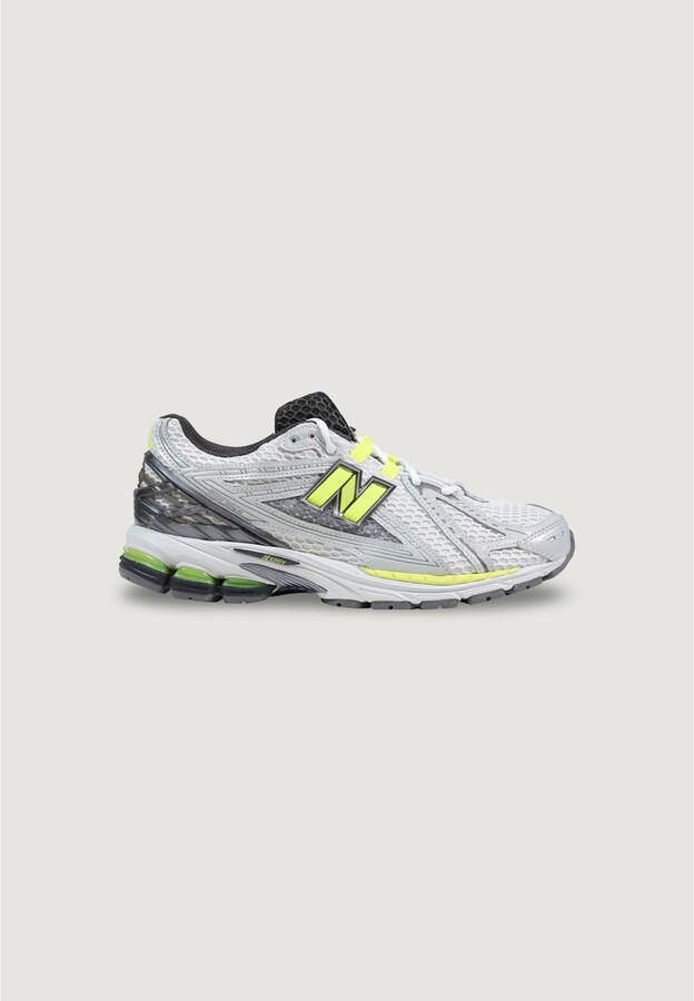 New Balance 1906R Sneakers Dames Zilver Leer