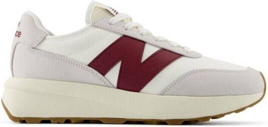 New Balance Sneakers U370