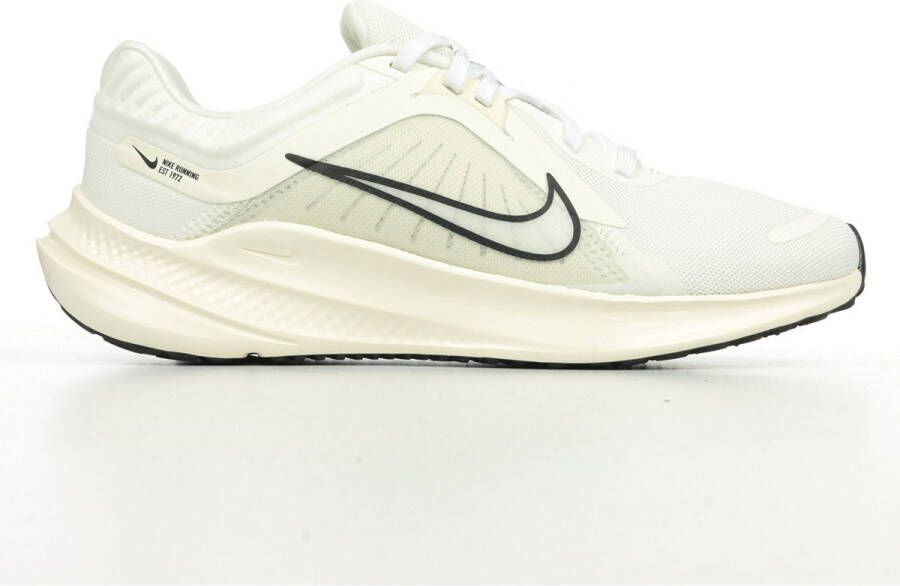 Nike Hardloopschoenen Wmns Quest 5