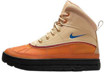 Nike Leren laarzen Woodside 2 High Beige Dames