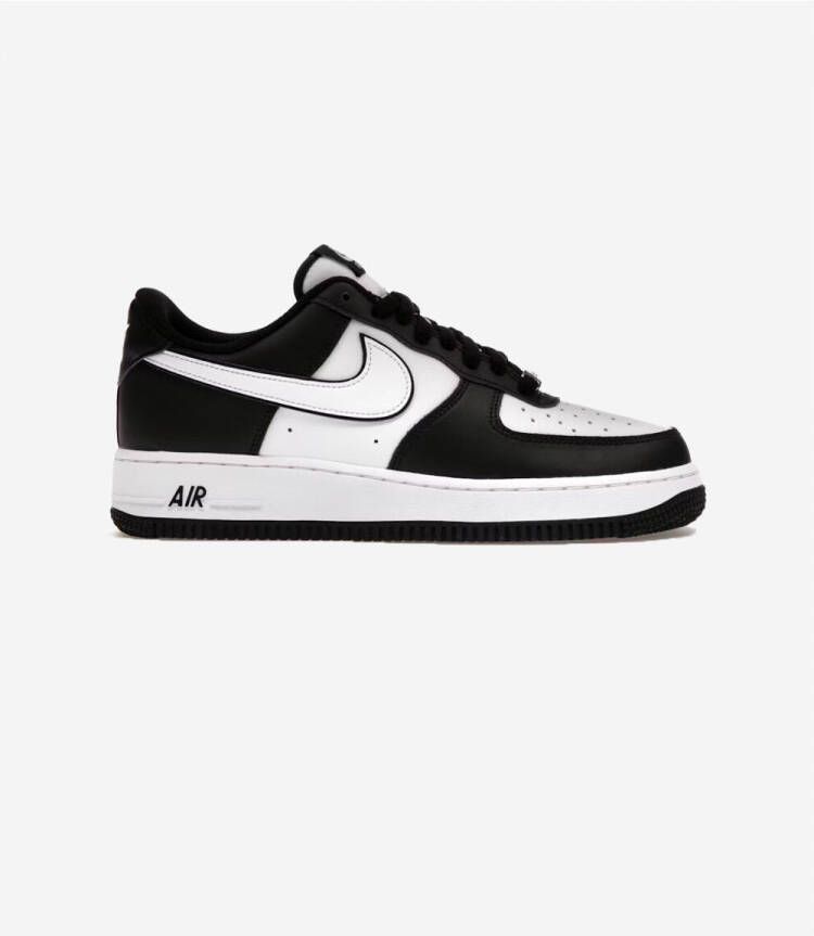 Nike Lage Sneakers Air Force 1 Low '07 White Swoosh Panda