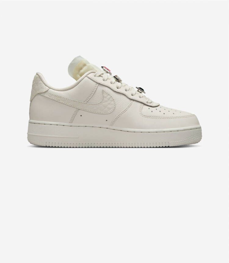 Nike Lage Sneakers Air Force 1 Low Premium DN5463-001