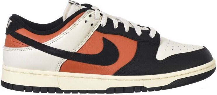 Nike Dunk Low Retro phantom black vintage coral pale ivory in beige formaten: 42.5