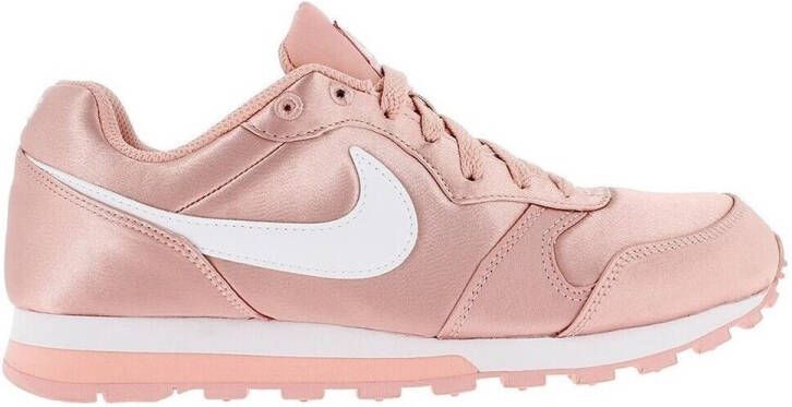 Nike Lage Sneakers Wmns MD Runner 2